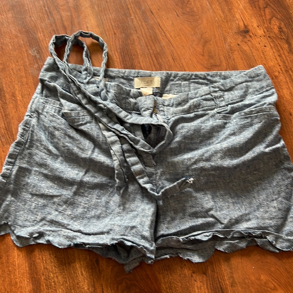 Denim scalloped shorts